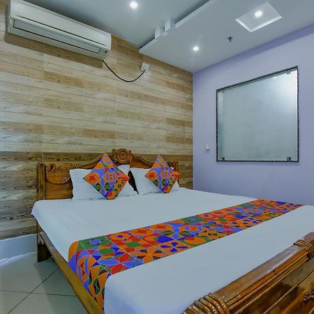 Fabhotel New Central Bhubaneswar Esterno foto
