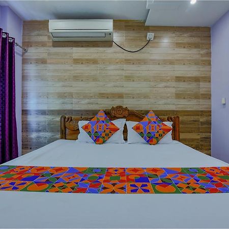 Fabhotel New Central Bhubaneswar Esterno foto
