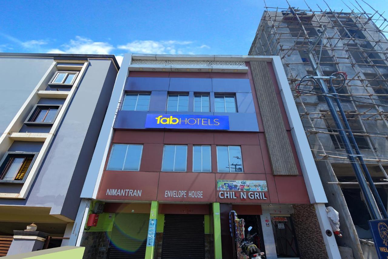 Fabhotel New Central Bhubaneswar Esterno foto